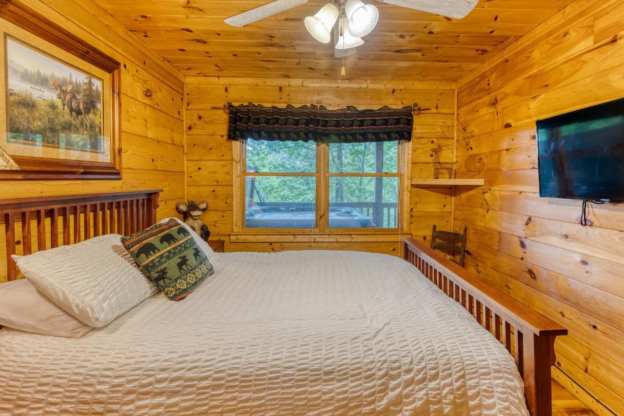 Secluded Sunrise Ridge-10 Min From Blue Ridge, King Beds, Hot Tub, 2 Porches, Fireplace Wood Burning, Mountain View, Cozy Exterior foto