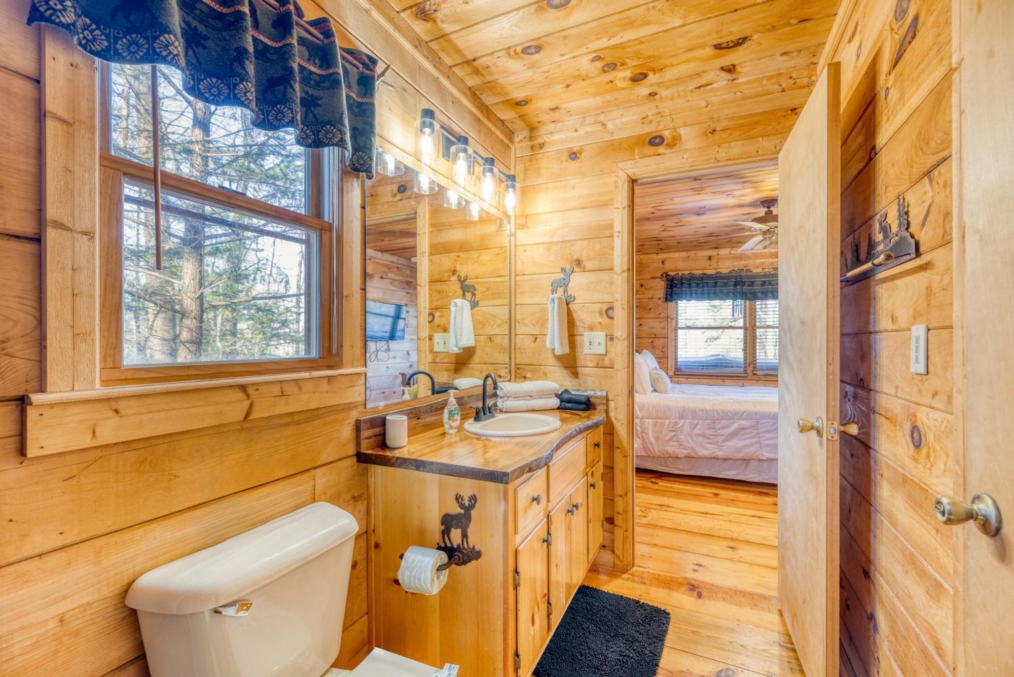 Secluded Sunrise Ridge-10 Min From Blue Ridge, King Beds, Hot Tub, 2 Porches, Fireplace Wood Burning, Mountain View, Cozy Exterior foto